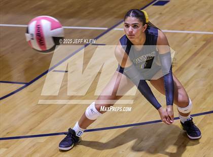 Thumbnail 3 in Cardinal Newman @ Benjamin photogallery.