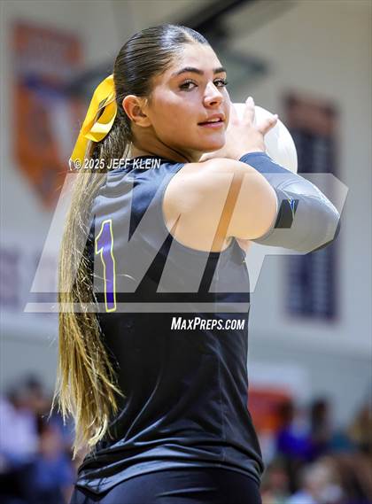 Thumbnail 1 in Cardinal Newman @ Benjamin photogallery.