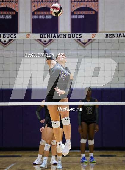 Thumbnail 2 in Cardinal Newman @ Benjamin photogallery.