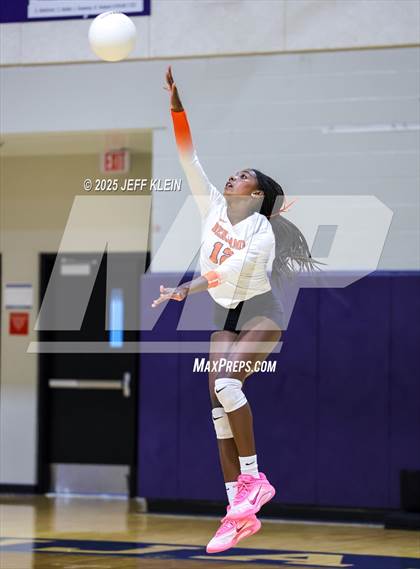 Thumbnail 1 in Cardinal Newman @ Benjamin photogallery.