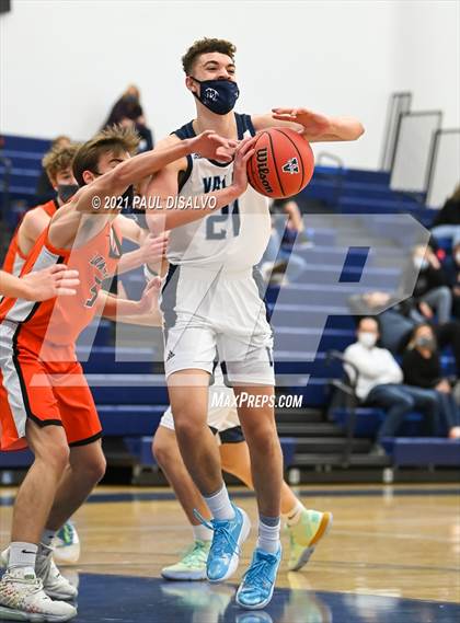 Thumbnail 2 in Lakewood @ Valor Christian photogallery.