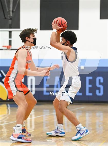 Thumbnail 1 in Lakewood @ Valor Christian photogallery.