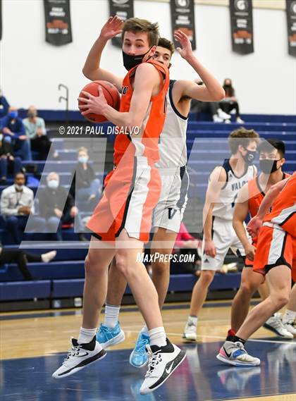 Thumbnail 1 in Lakewood @ Valor Christian photogallery.