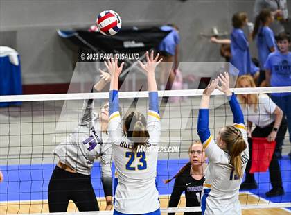 Thumbnail 3 in Dove Creek vs. Cheraw (CHSAA 1A Round 3) photogallery.
