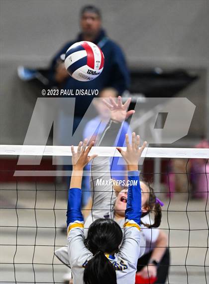 Thumbnail 2 in Dove Creek vs. Cheraw (CHSAA 1A Round 3) photogallery.