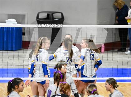 Thumbnail 2 in Dove Creek vs. Cheraw (CHSAA 1A Round 3) photogallery.