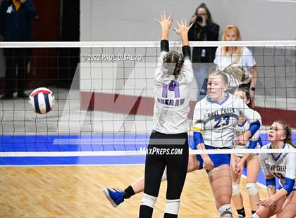 Thumbnail 2 in Dove Creek vs. Cheraw (CHSAA 1A Round 3) photogallery.