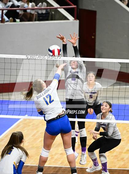 Thumbnail 2 in Dove Creek vs. Cheraw (CHSAA 1A Round 3) photogallery.