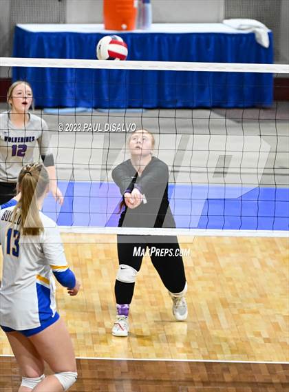 Thumbnail 2 in Dove Creek vs. Cheraw (CHSAA 1A Round 3) photogallery.