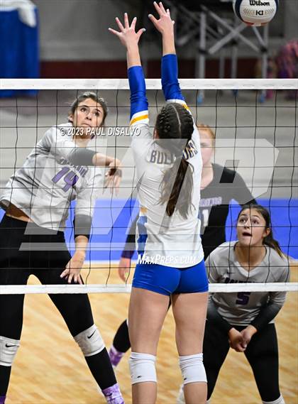 Thumbnail 3 in Dove Creek vs. Cheraw (CHSAA 1A Round 3) photogallery.