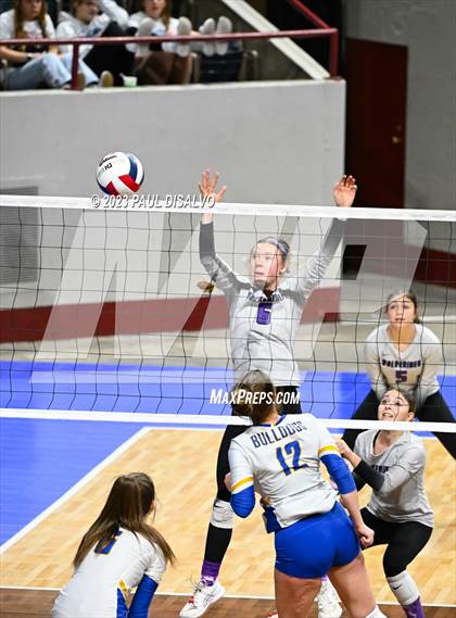 Thumbnail 2 in Dove Creek vs. Cheraw (CHSAA 1A Round 3) photogallery.