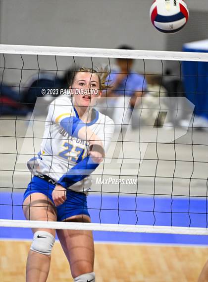 Thumbnail 1 in Dove Creek vs. Cheraw (CHSAA 1A Round 3) photogallery.