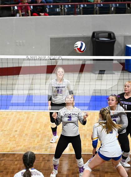 Thumbnail 2 in Dove Creek vs. Cheraw (CHSAA 1A Round 3) photogallery.