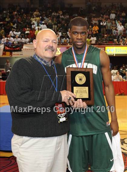 Thumbnail 2 in West Caldwell vs. Kinston (NCHSAA Class 2A Final) photogallery.