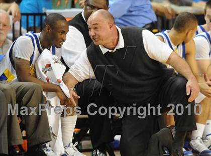 Thumbnail 3 in West Caldwell vs. Kinston (NCHSAA Class 2A Final) photogallery.