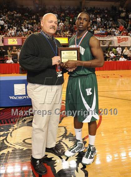 Thumbnail 3 in West Caldwell vs. Kinston (NCHSAA Class 2A Final) photogallery.
