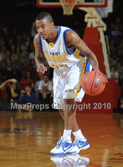 Thumbnail 3 in West Caldwell vs. Kinston (NCHSAA Class 2A Final) photogallery.