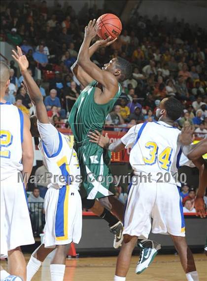 Thumbnail 2 in West Caldwell vs. Kinston (NCHSAA Class 2A Final) photogallery.