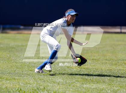 Thumbnail 1 in Mission Vista @ Rancho Bernardo photogallery.