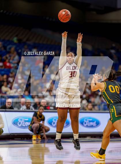 Thumbnail 2 in Pearland vs Desoto (UIL 6A Basketball Semifinal) photogallery.