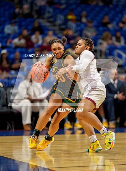 Thumbnail 3 in Pearland vs Desoto (UIL 6A Basketball Semifinal) photogallery.