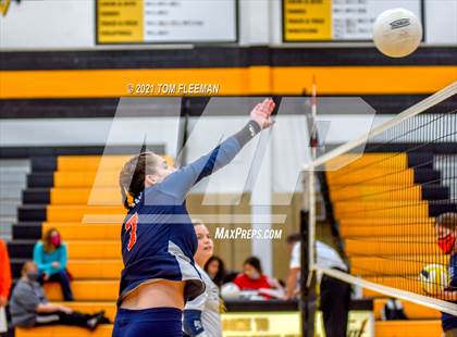 Thumbnail 3 in Olathe East @ Shawnee Mission North photogallery.