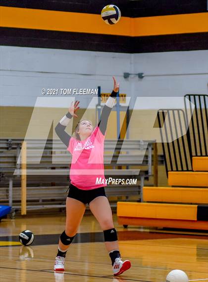 Thumbnail 1 in Olathe East @ Shawnee Mission North photogallery.