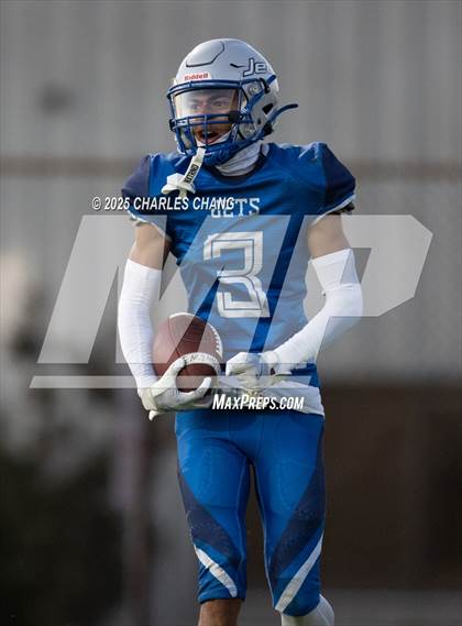 Thumbnail 2 in Chugiak @ Encinal photogallery.