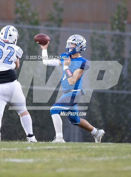 Thumbnail 2 in Chugiak @ Encinal photogallery.
