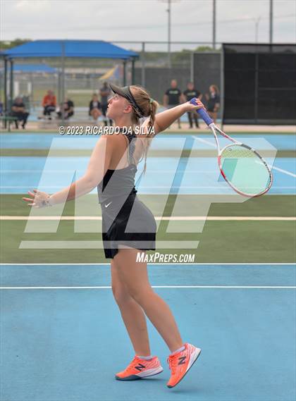 Thumbnail 2 in UIL 3A & 4A Tennis Doubles Semifinals photogallery.