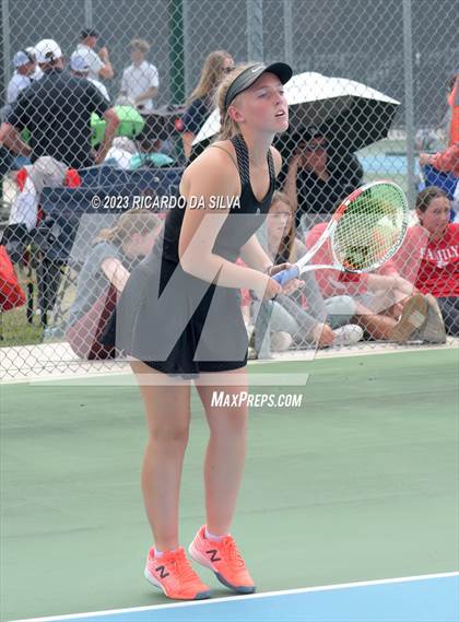 Thumbnail 3 in UIL 3A & 4A Tennis Doubles Semifinals photogallery.