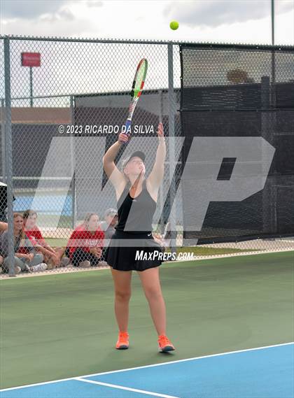 Thumbnail 3 in UIL 3A & 4A Tennis Doubles Semifinals photogallery.