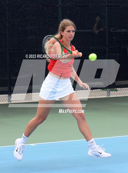 Thumbnail 2 in UIL 3A & 4A Tennis Doubles Semifinals photogallery.