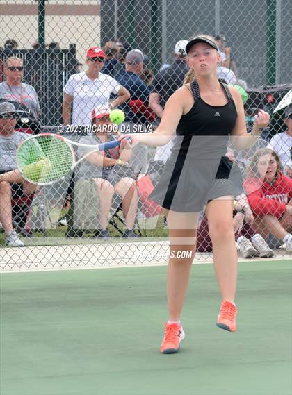 Thumbnail 1 in UIL 3A & 4A Tennis Doubles Semifinals photogallery.