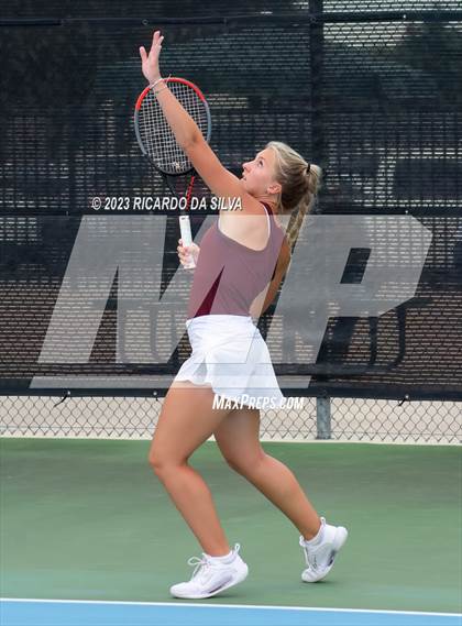 Thumbnail 3 in UIL 3A & 4A Tennis Doubles Semifinals photogallery.