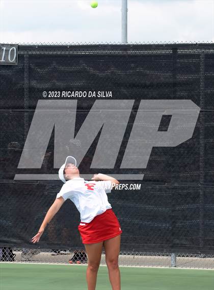 Thumbnail 3 in UIL 3A & 4A Tennis Doubles Semifinals photogallery.