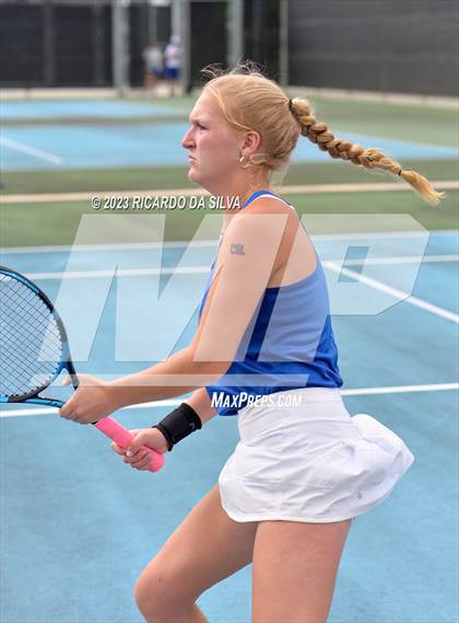 Thumbnail 3 in UIL 3A & 4A Tennis Doubles Semifinals photogallery.