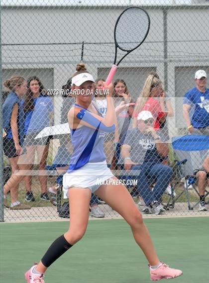 Thumbnail 2 in UIL 3A & 4A Tennis Doubles Semifinals photogallery.