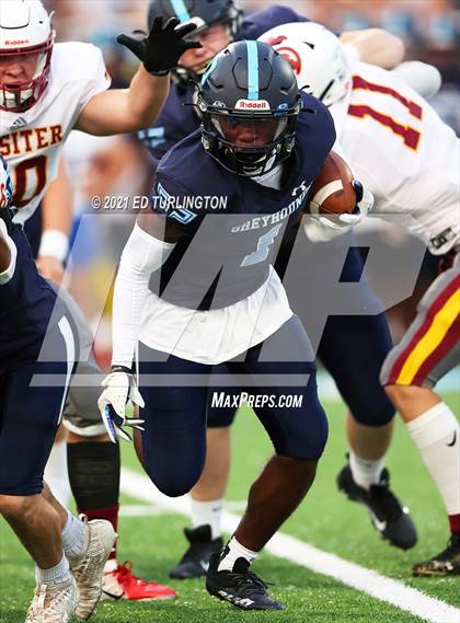 Thumbnail 1 in Lassiter @ Pope photogallery.
