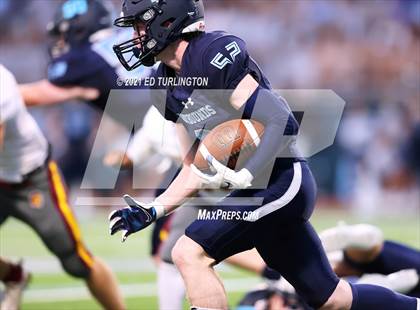 Thumbnail 3 in Lassiter @ Pope photogallery.