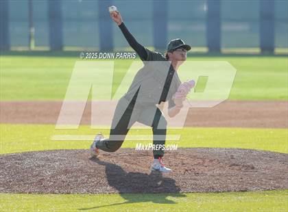 Thumbnail 2 in La Salle @ South Hills photogallery.