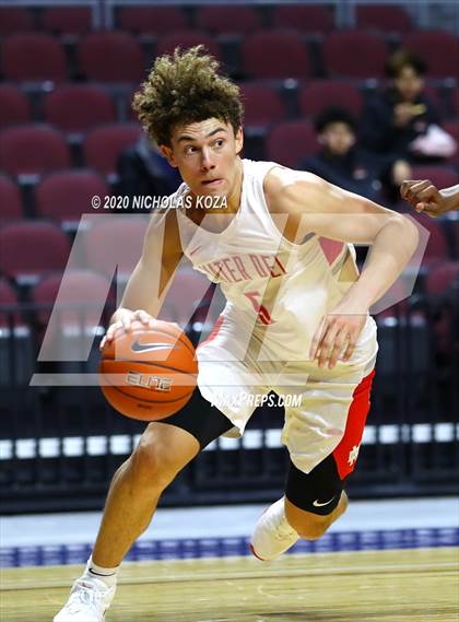 Thumbnail 2 in Mater Dei vs. Centennial (Tarkanian Classic) photogallery.