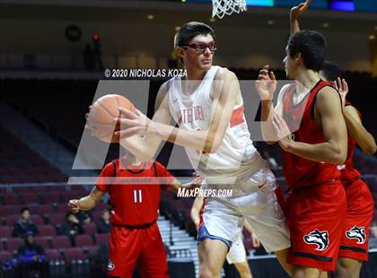 Thumbnail 1 in Mater Dei vs. Centennial (Tarkanian Classic) photogallery.