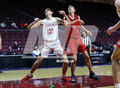 Thumbnail 1 in Mater Dei vs. Centennial (Tarkanian Classic) photogallery.