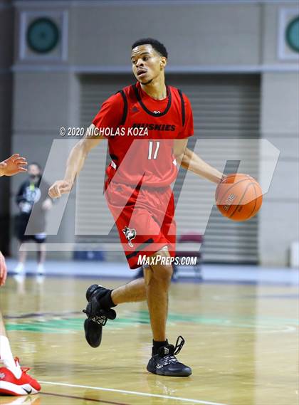 Thumbnail 2 in Mater Dei vs. Centennial (Tarkanian Classic) photogallery.