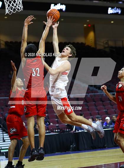 Thumbnail 2 in Mater Dei vs. Centennial (Tarkanian Classic) photogallery.