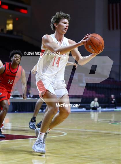 Thumbnail 2 in Mater Dei vs. Centennial (Tarkanian Classic) photogallery.