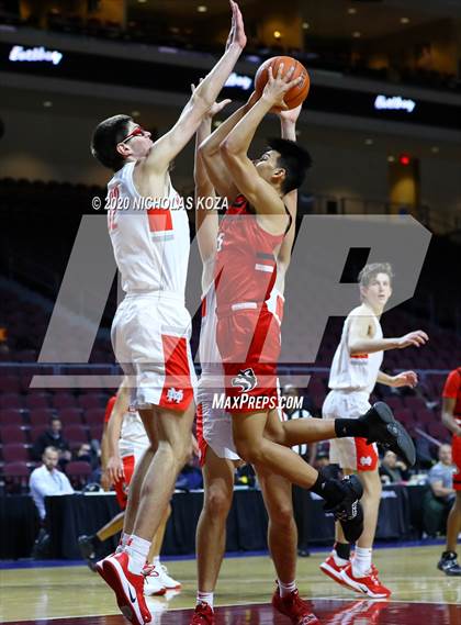 Thumbnail 2 in Mater Dei vs. Centennial (Tarkanian Classic) photogallery.
