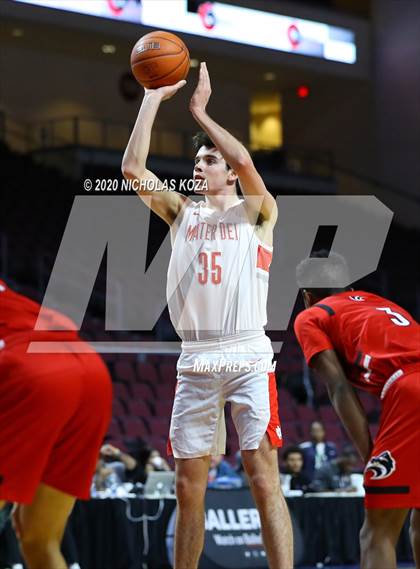 Thumbnail 3 in Mater Dei vs. Centennial (Tarkanian Classic) photogallery.