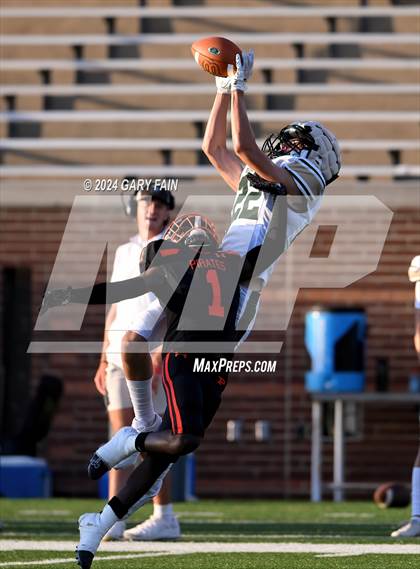 Thumbnail 1 in South Pittsburg vs Silverdale Academy (Blue Cross Bowl) photogallery.